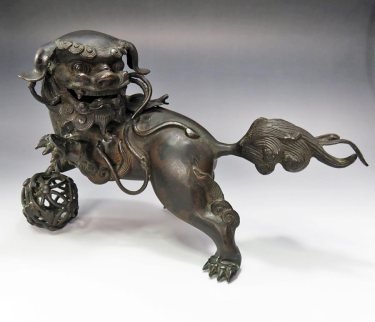 古銅の玉乗り獅子香炉、中国で大人気！！【売切れ】