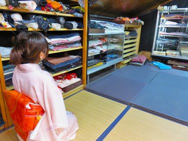 日本の伝統、着物文化、観光の目玉に！インバウンドに！舞台芸能接客普段着何でもありです！